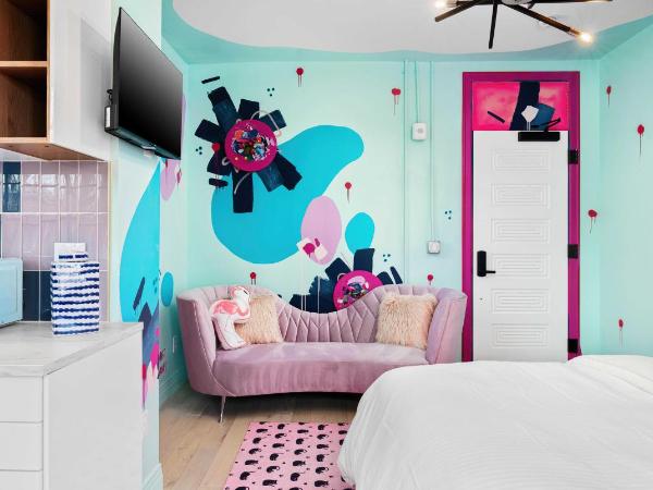 The Acoma House : photo 7 de la chambre moe gram art suite 204