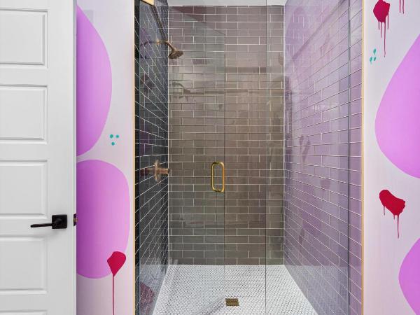 The Acoma House : photo 8 de la chambre moe gram art suite 204