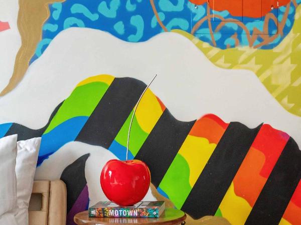 The Acoma House : photo 6 de la chambre just create it art suite 205