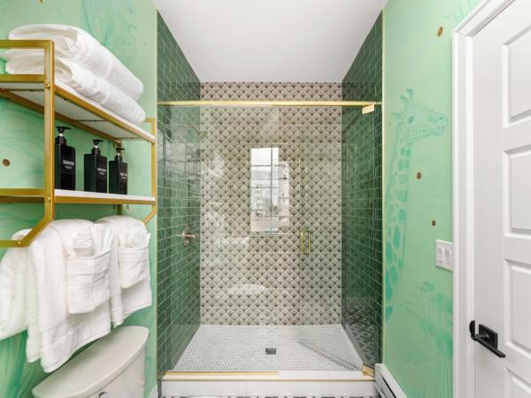 The Acoma House : photo 8 de la chambre lindee zimmer art suite 208