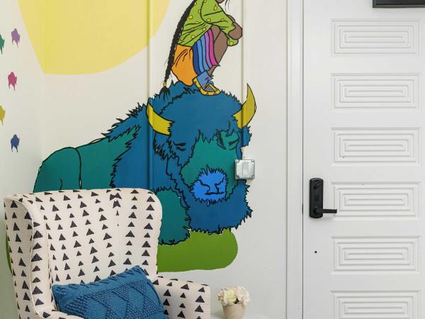 The Acoma House : photo 9 de la chambre danielle seewalker art suite 211