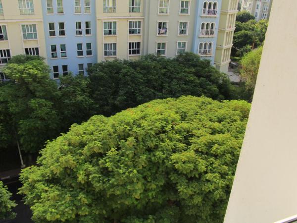 Dreams Hostel : photo 10 de la chambre lit dans dortoir mixte de 8 lits 