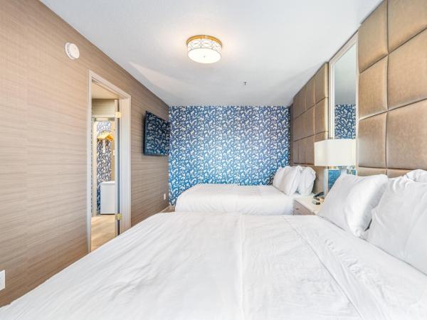 3 Palms Tucson North Foothills : photo 6 de la chambre chambre 2 lits queen-size - vue sur piscine