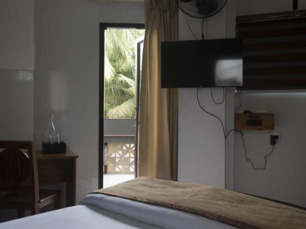 Magni Home : photo 4 de la chambre chambre lit king-size avec balcon