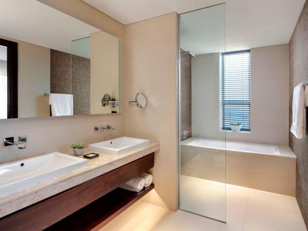 JW Marriott Hotel Muscat : photo 7 de la chambre chambre deluxe avec 2 lits doubles