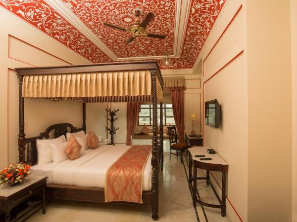 Umaid Haveli-A Heritage Style Hotel & Resort : photo 1 de la chambre chambre royale de luxe