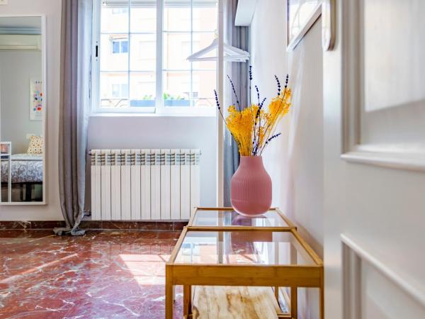 Casa la Fontana - Hostatel : photo 2 de la chambre chambre double deluxe avec balcon