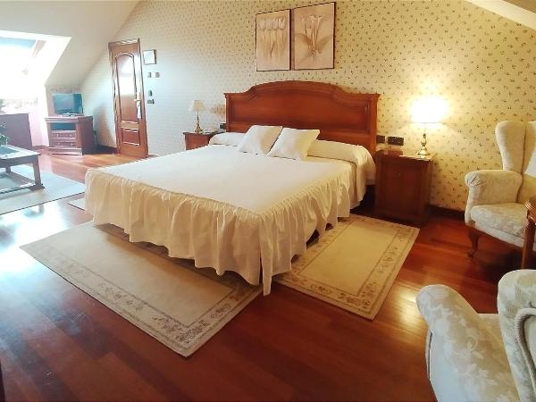 Hotel Conde Ansúrez By Almia Hoteles : photo 10 de la chambre suite deluxe avec baignoire spa