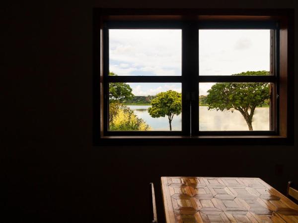 Pousada Wafeh Pampulha Suítes : photo 2 de la chambre suite deluxe avec baignoire spa