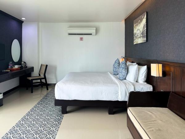 Grand Supicha City Hotel - SHA Plus : photo 4 de la chambre chambre double deluxe avec baignoire
