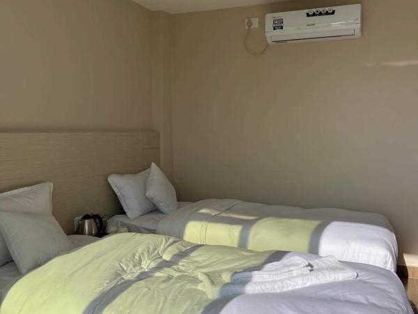 Hotel Nagarjun Palace : photo 5 de la chambre chambre deluxe double ou lits jumeaux