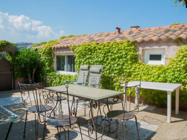 Résidence U Pirellu : photo 9 de la chambre villa confort (4-6 adultes)