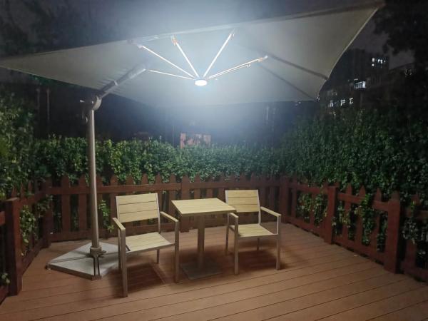 Hampton by Hilton Beijing South Railway Station : photo 1 de la chambre chambre lits jumeaux deluxe avec vue sur le jardin