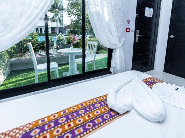 Blue Carina Hotel ANDAMANDA : photo 8 de la chambre chambre familiale avec terrasse