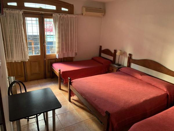 Derby Home Hotel : photo 5 de la chambre chambre quadruple classique