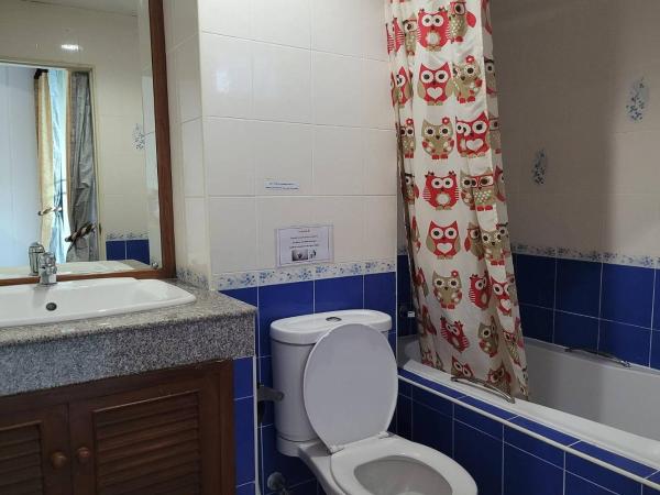 Kaewchantra Mansion : photo 2 de la chambre chambre lits jumeaux standard