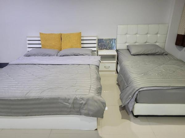 Kaewchantra Mansion : photo 1 de la chambre chambre familiale