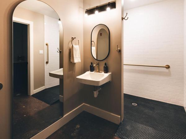 The Bellwether Hotel : photo 5 de la chambre studio lit queen-size - accessible aux personnes à mobilité réduite