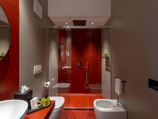 VIS Urban Suites&Spa : photo 3 de la chambre chambre deluxe double ou lits jumeaux