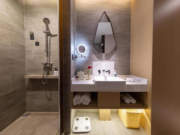 Atour Hotel Ningbo Sanjiangkou Bund Book City : photo 1 de la chambre chambre double – vue sur ville