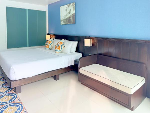 Grand Supicha City Hotel - SHA Plus : photo 5 de la chambre chambre double avec accès piscine