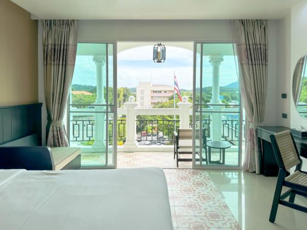 Grand Supicha City Hotel - SHA Plus : photo 7 de la chambre chambre double supérieure