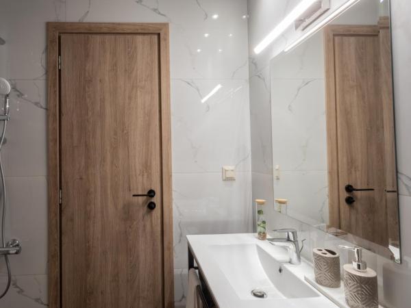 Elaia Athens Boutique : photo 3 de la chambre suite familiale deluxe