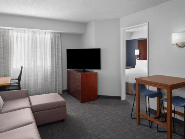 Residence Inn by Marriott San Diego Downtown : photo 3 de la chambre suite 1 chambre lit queen-size avec canapé-lit