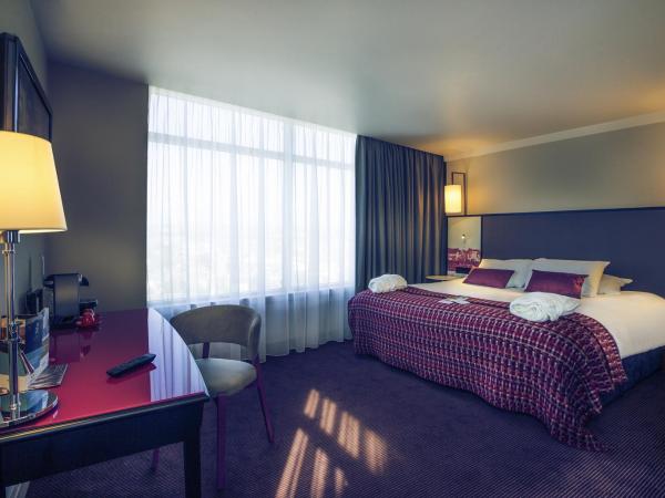 Mercure Cardiff Holland House Hotel & Spa : photo 1 de la chambre chambre lit king-size supérieure
