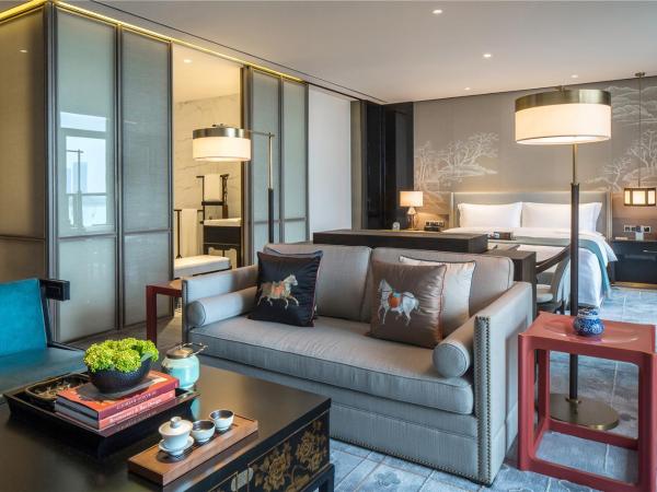 JiuTai Hotel Hangzhou : photo 2 de la chambre river view open-plan suite king