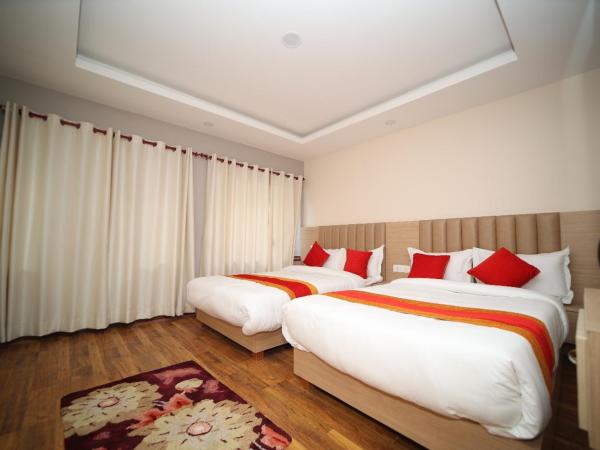Redstone Regency Hotel : photo 5 de la chambre appartement