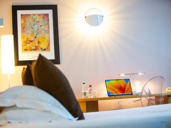 Hotel Lille Euralille - Hilton Affiliate Hotel : photo 10 de la chambre chambre lit king-size