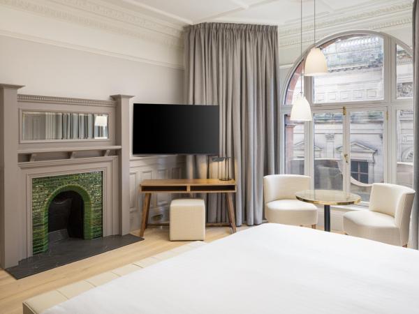 AC Hotel by Marriott Glasgow : photo 2 de la chambre chambre lit king-size héritage 