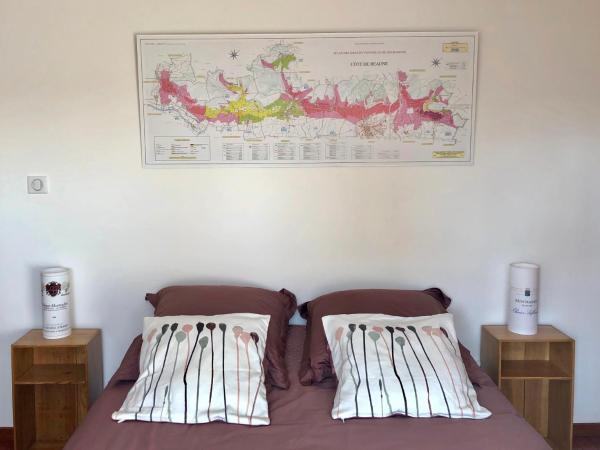 Le jardin des Vérottes : photo 2 de la chambre chambre double avec salle de bains privative