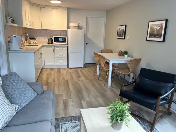 Mountain View Bed & Breakfast : photo 10 de la chambre chambre lit queen-size avec salle de bains privative