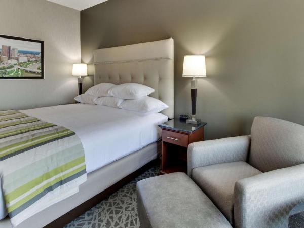 Drury Inn & Suites Columbus Polaris : photo 3 de la chambre chambre lit king-size deluxe