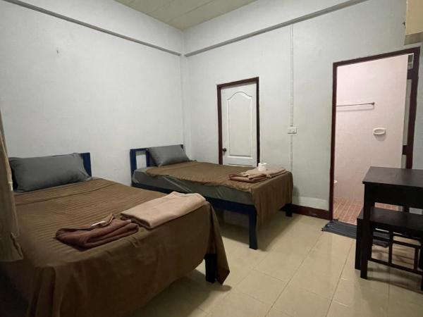 JJ Guesthouse : photo 2 de la chambre chambre lits jumeaux