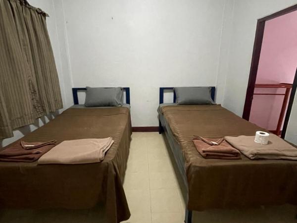 JJ Guesthouse : photo 3 de la chambre chambre lits jumeaux