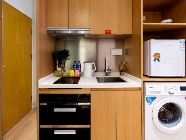 Guangzhou YuXiang Apartment - Guangzhou Pazhou International Convention and Exhibition Center : photo 8 de la chambre chambre double avec balcon