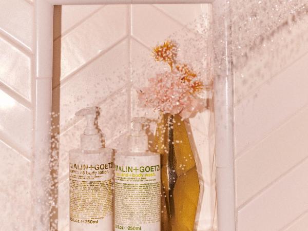 Gold-Diggers : photo 8 de la chambre suite deluxe avec lit king-size