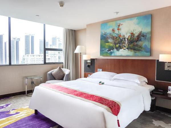 The Pavilion Century Tower (Huaqiang NorthBusiness Zone) : photo 1 de la chambre suite affaires