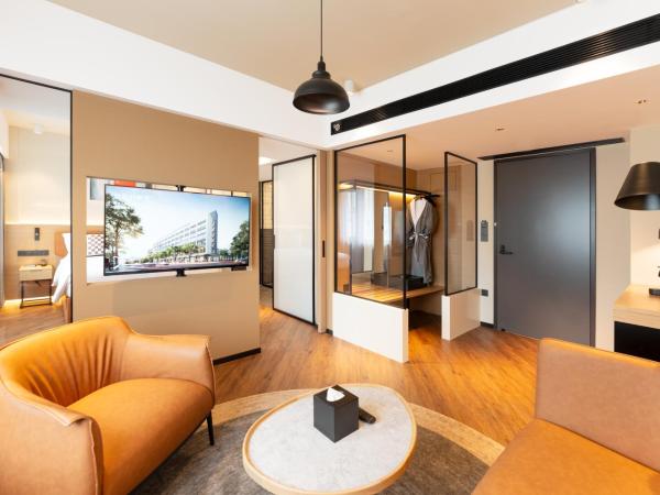 Mia Hotel - Shanghai Xuhui Jiaotong University : photo 6 de la chambre suite premium