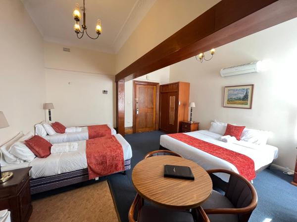 Princes Lodge Motel : photo 1 de la chambre chambre familiale