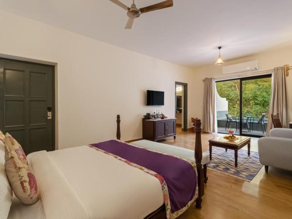 Anandam - Jacuzzi & Private Pool Villas in Udaipur : photo 4 de la chambre suite avec piscine privée