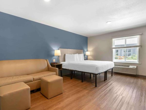 Extended Stay America Suites - Portland - East : photo 2 de la chambre chambre lit king-size
