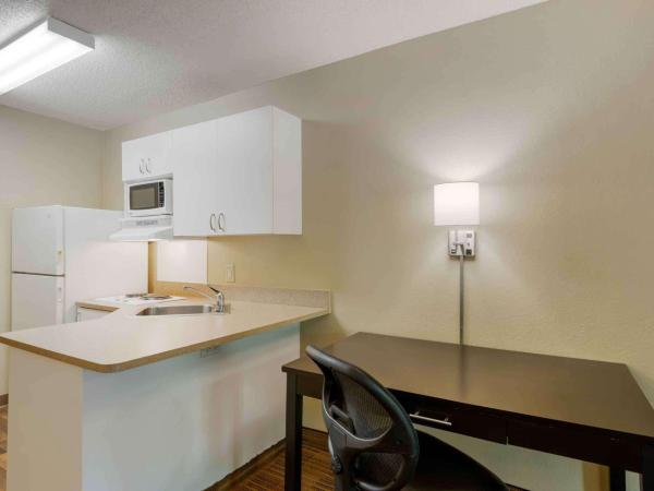 Extended Stay America Select Suites - Atlanta - Marietta - Windy Hill : photo 4 de la chambre studio lit queen-size - non-fumeurs