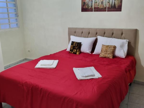 Hostel Kaizen : photo 2 de la chambre chambre double avec salle de bains privative