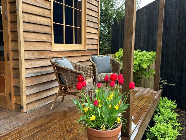 Old Bishop's Quarters Heritage, Modern & Unique Accommodation : photo 10 de la chambre premium cottage