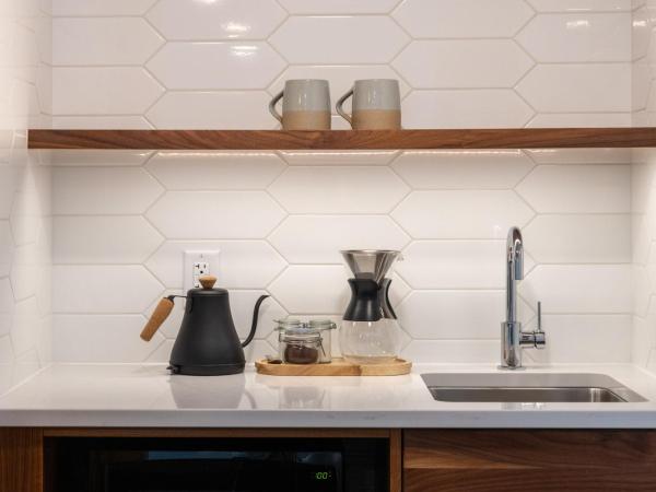 Hotel Canoe and Suites : photo 5 de la chambre suite supérieure lit king-size