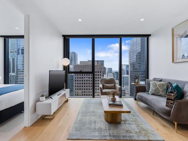 Collins House Apartments by CLLIX : photo 2 de la chambre appartement 2 chambres et 1 salle de bains

